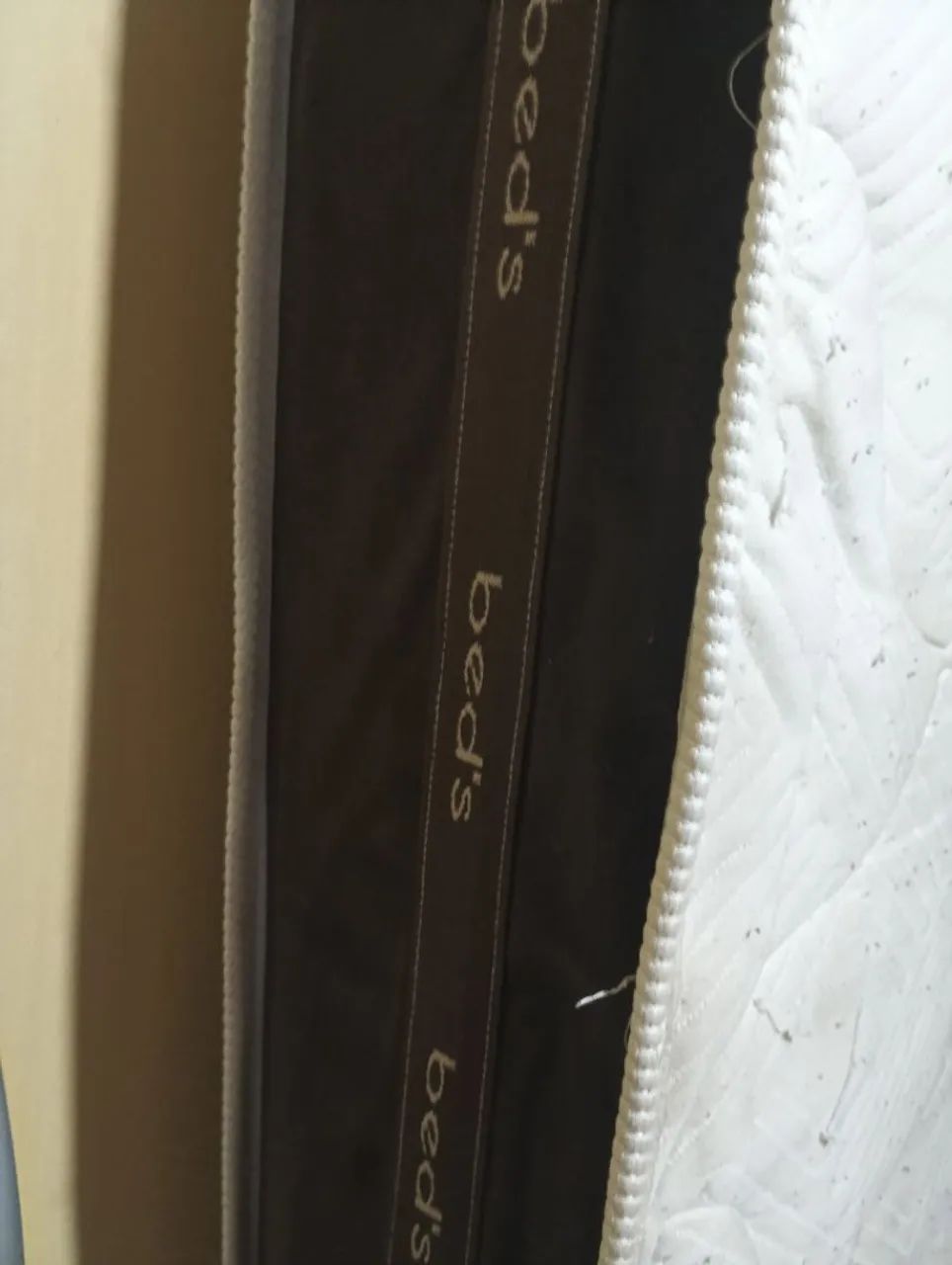 Mattress64739790472450121