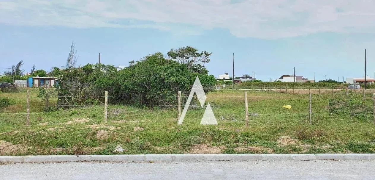 Terreno à venda, 375 m² por R$ 160.000,00 - Praia de Itapirubá - Laguna/SC
