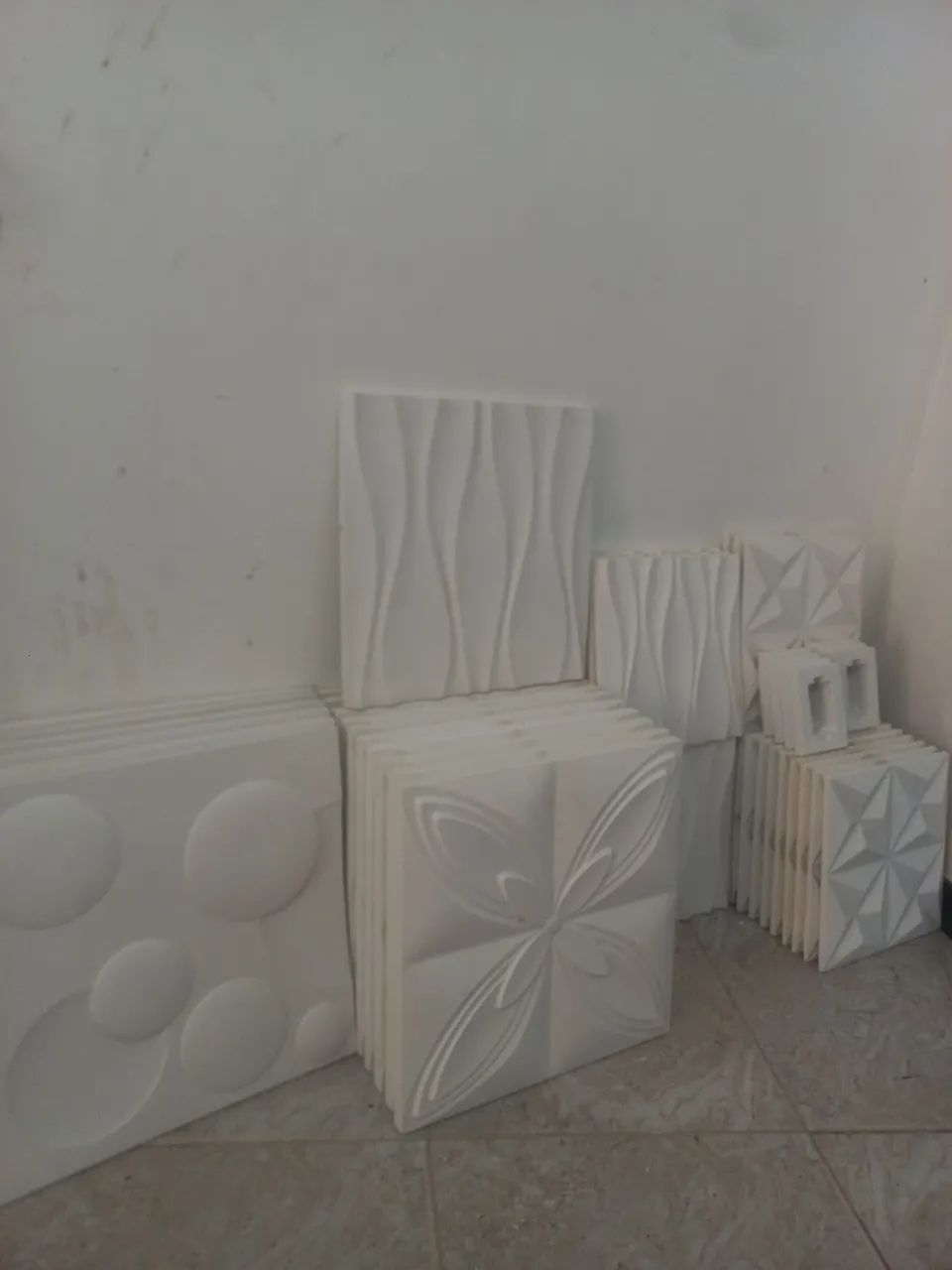Vendo placas de gesso em 3D 