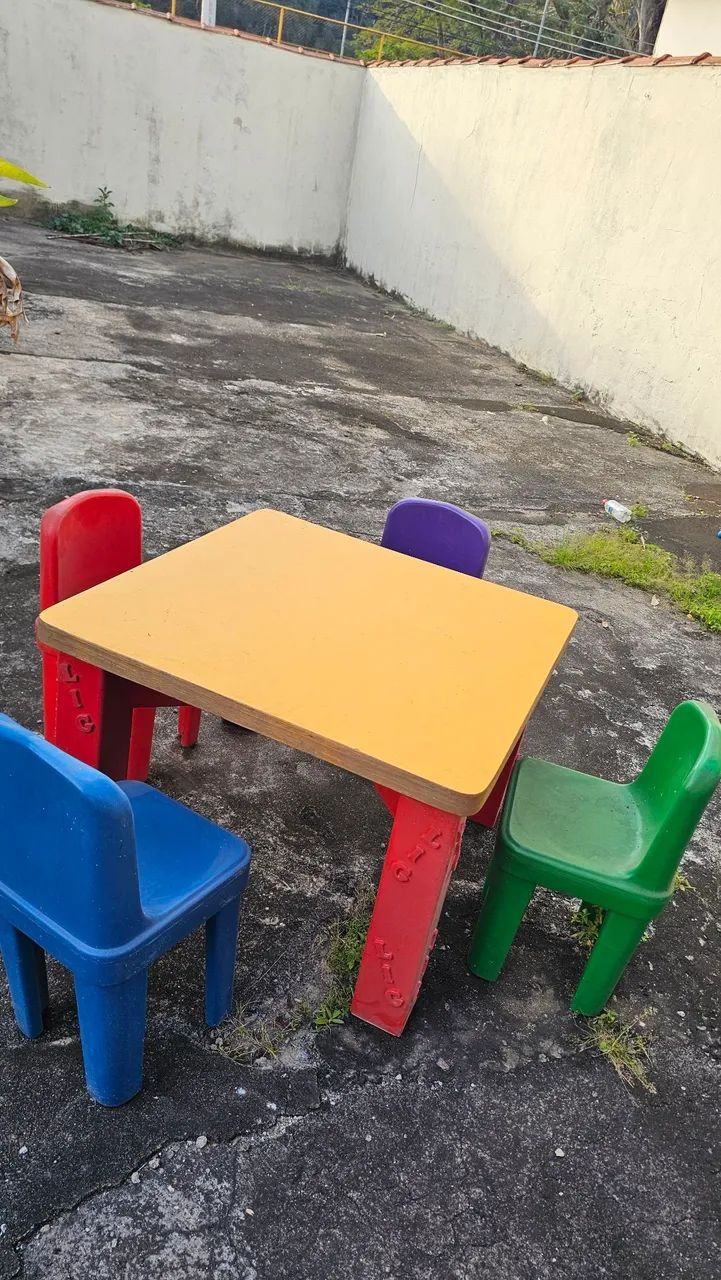 Conjunto mesa e 4 cadeiras - Foto 2