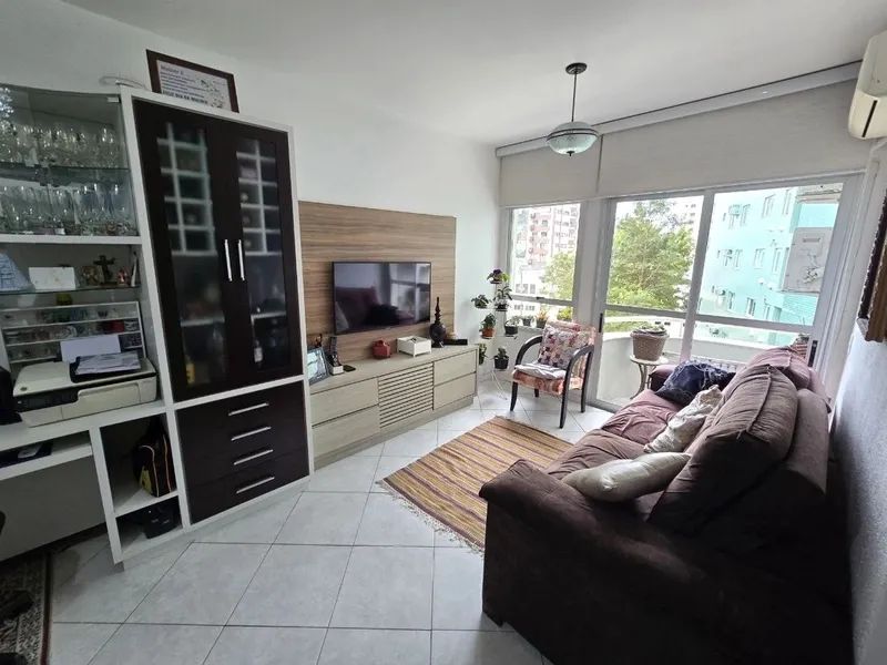 Apartamento em Coqueiros com 3 quartos sendo 1 suíte e 1 vg livre - Foto 4