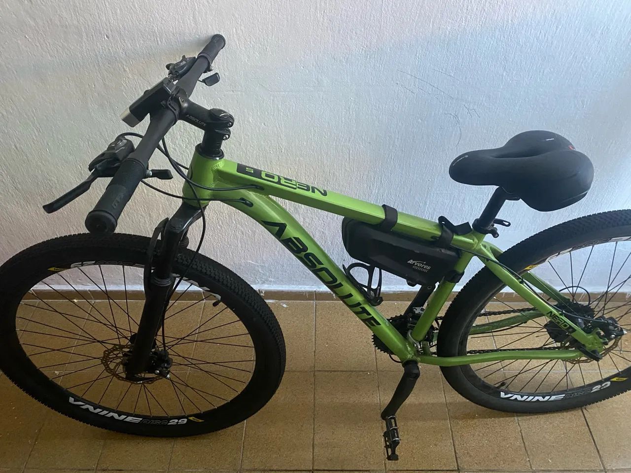 VENDO BICICLETA ABSOLUTE ARO 29 - Foto 2