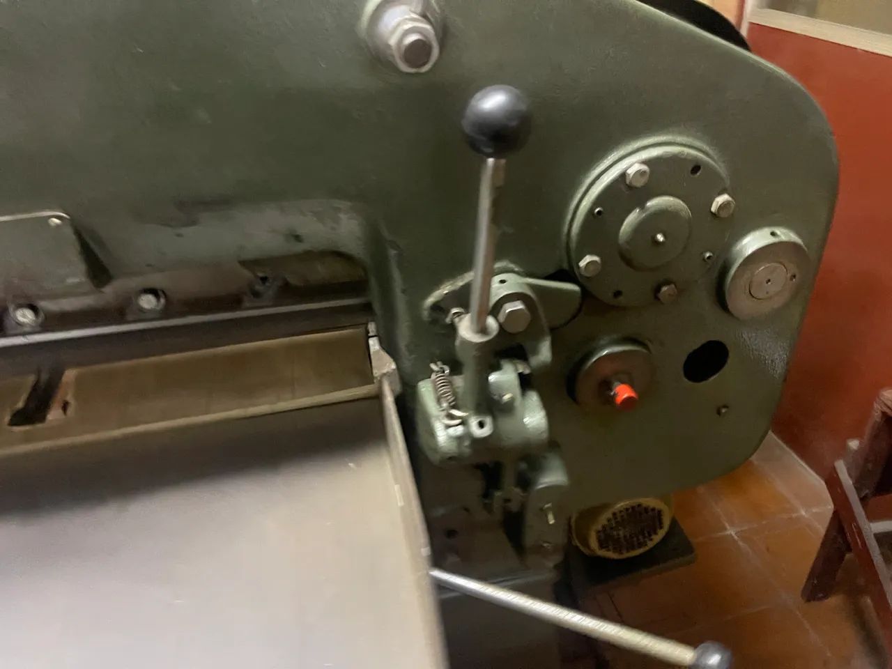 Guilhotina Catu s-80 semi automática único dono  - Foto 2