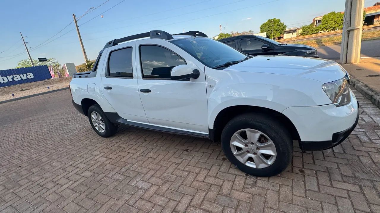 Renault Duster Oroch Exp. 1.6 Hi-flex 16V Mec. 2017 - Foto 5