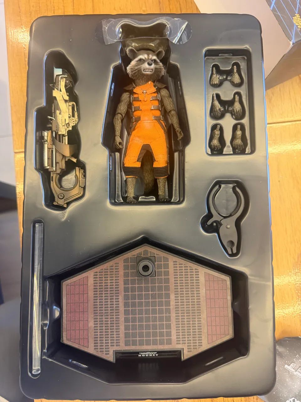 Groot e rocket hot Toys 1/6 - Foto 3