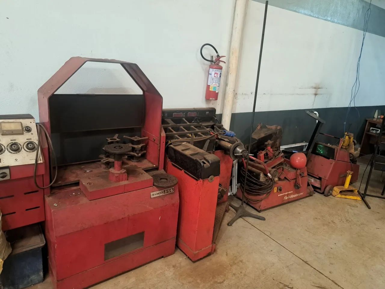 MAQUINA BALANCEAMENTO DE RODA VEICULOS - Foto 2