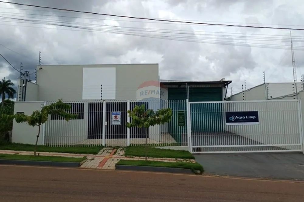 Incrível Galpão Comercial em Rondonópolis - MT!