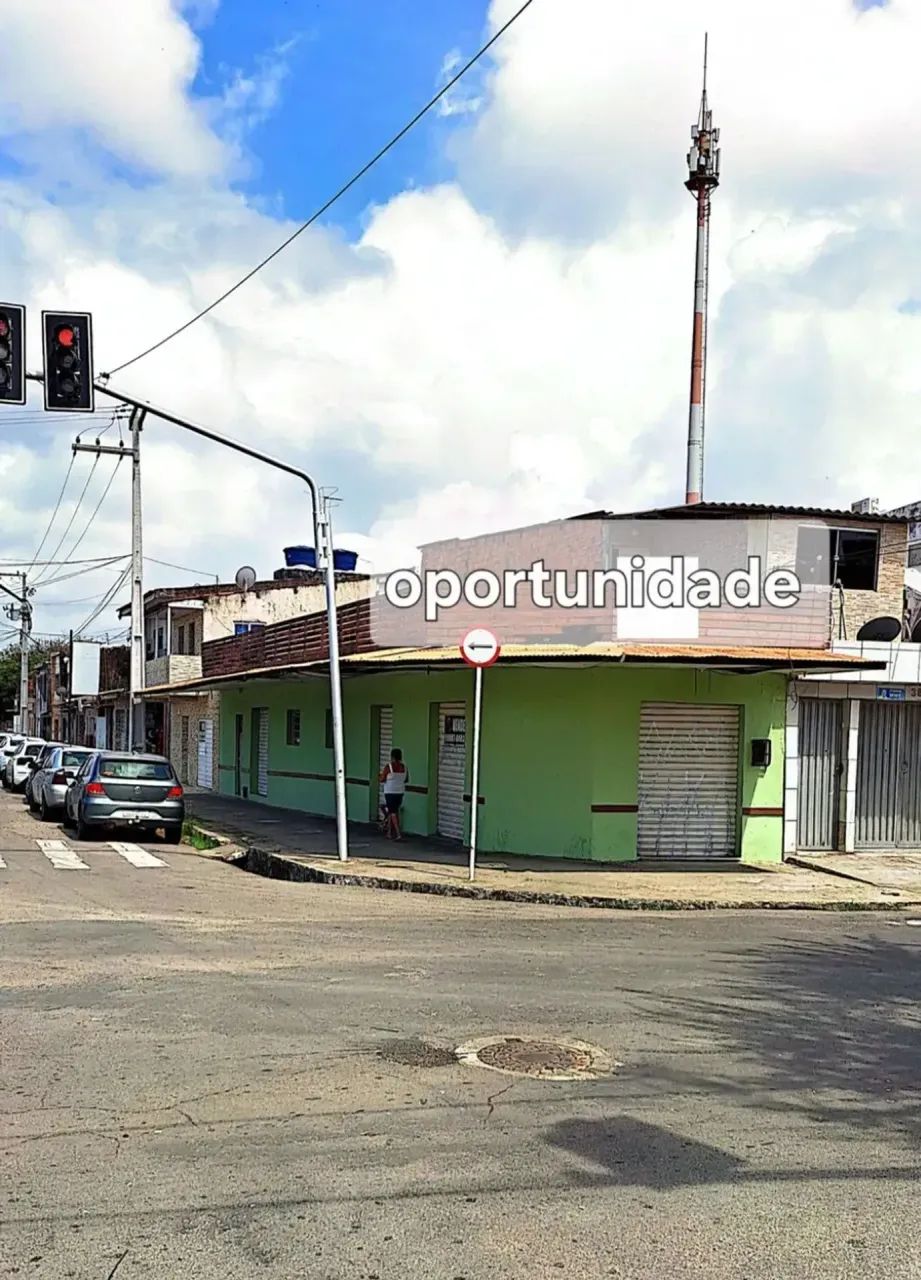 Excelente Casa e Ponto Comercial para vender juntos