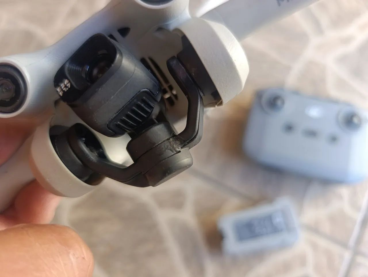 DJI mini 3 pro voando sem imagem. - Foto 4