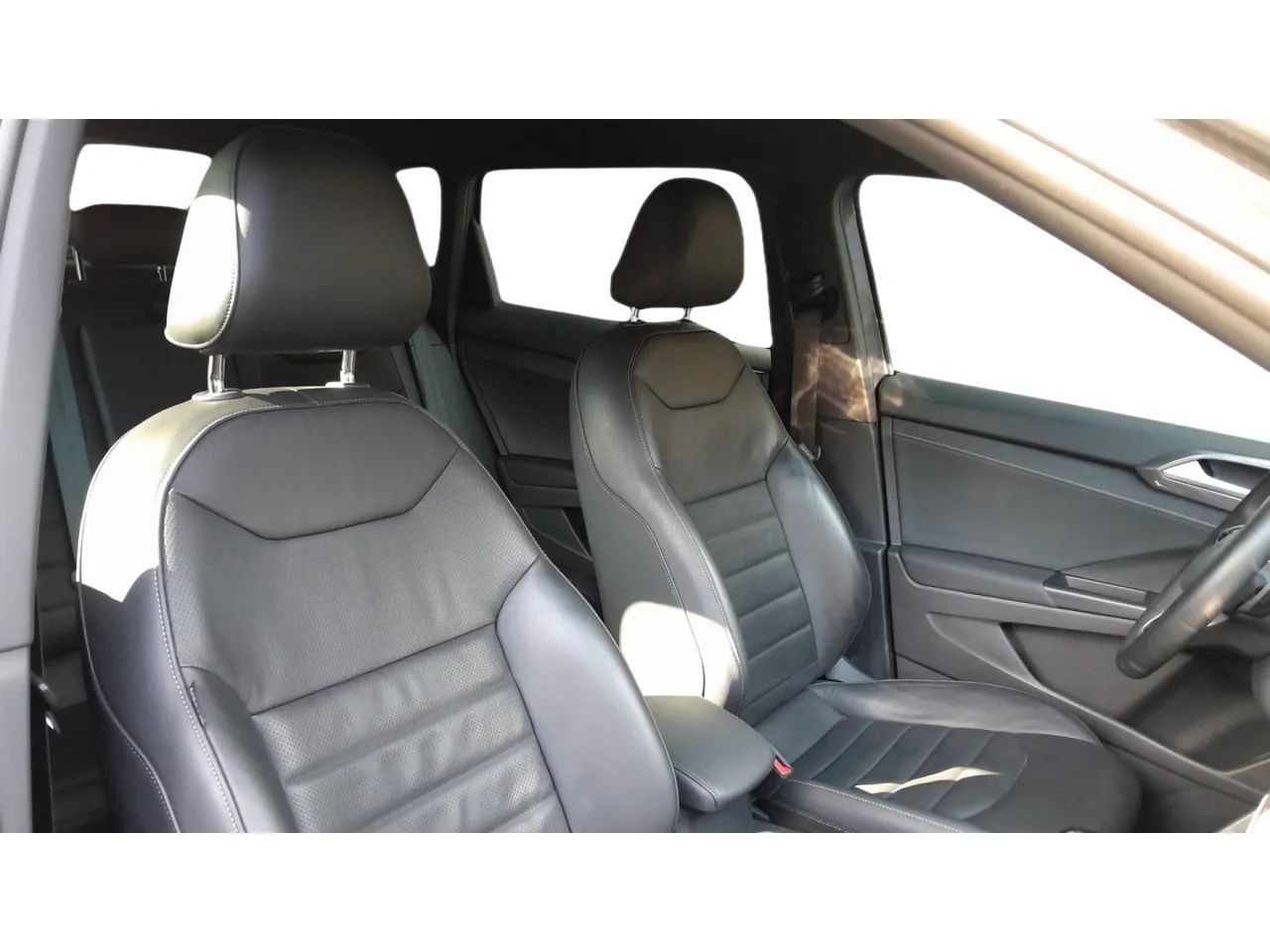 Volkswagen Taos Highline 1.4 250 TSI Flex Aut., foto 12 de 16