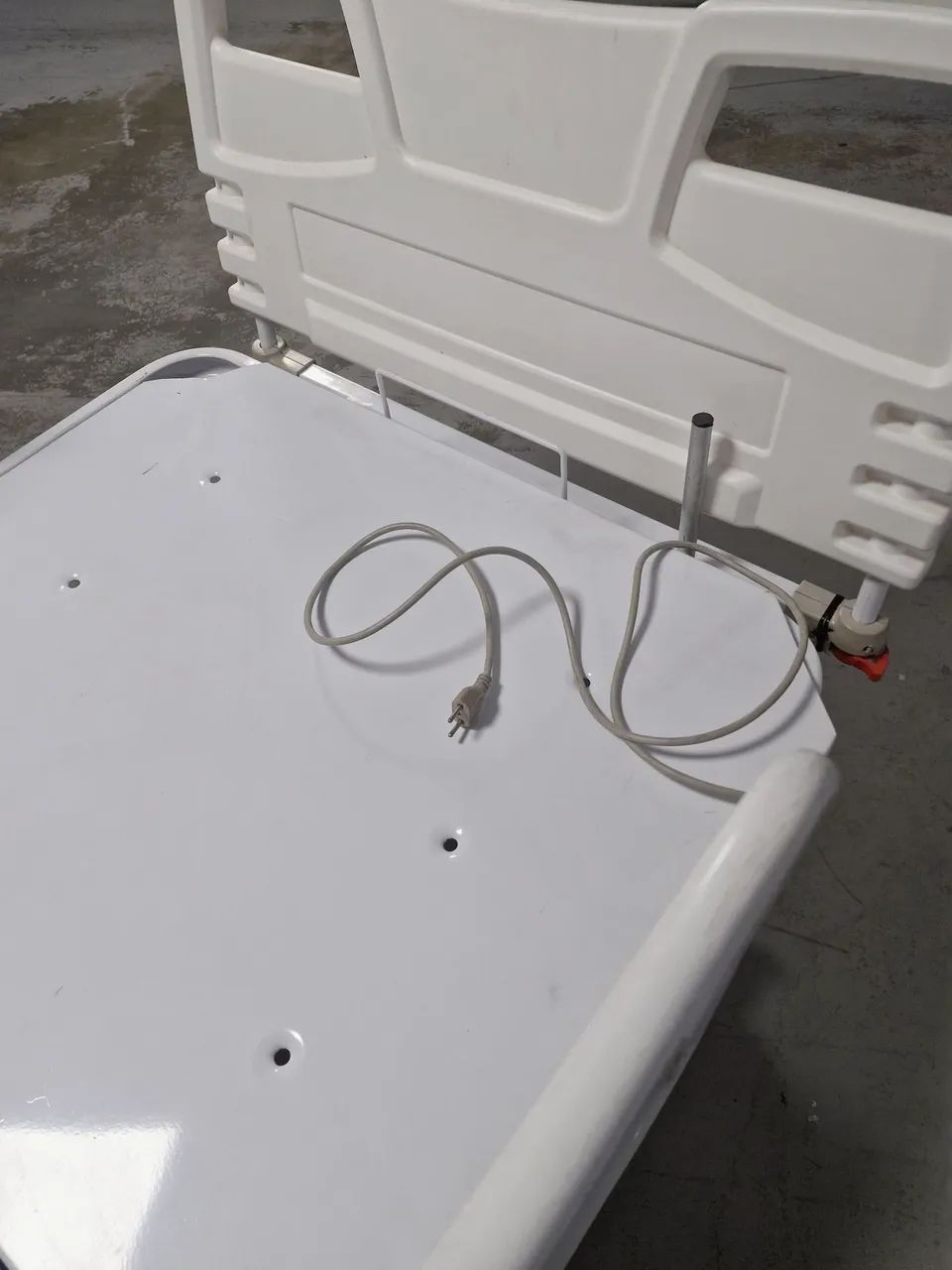 Cama hospitalar motorizada. - Foto 3