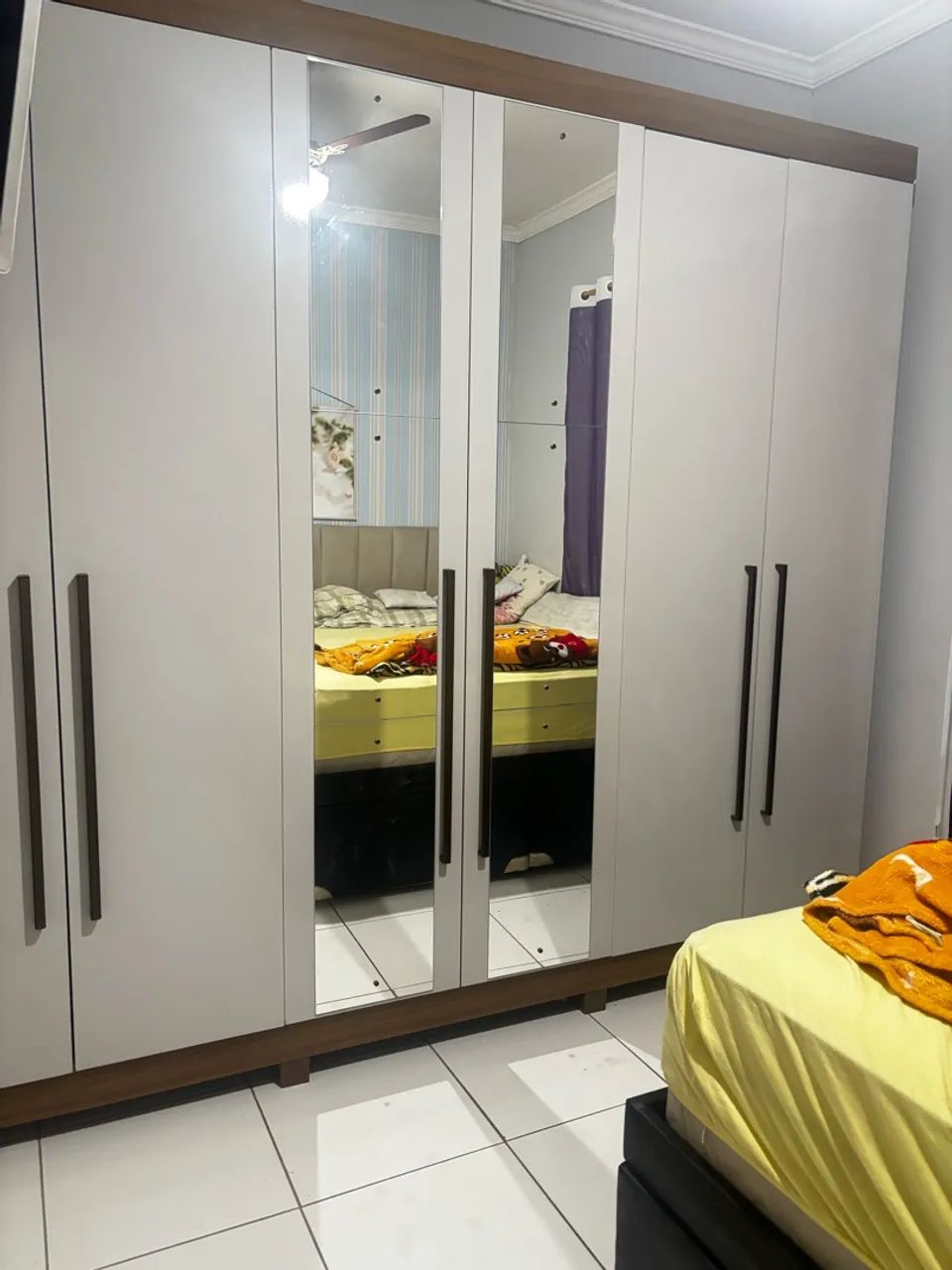 Guara roupa 
