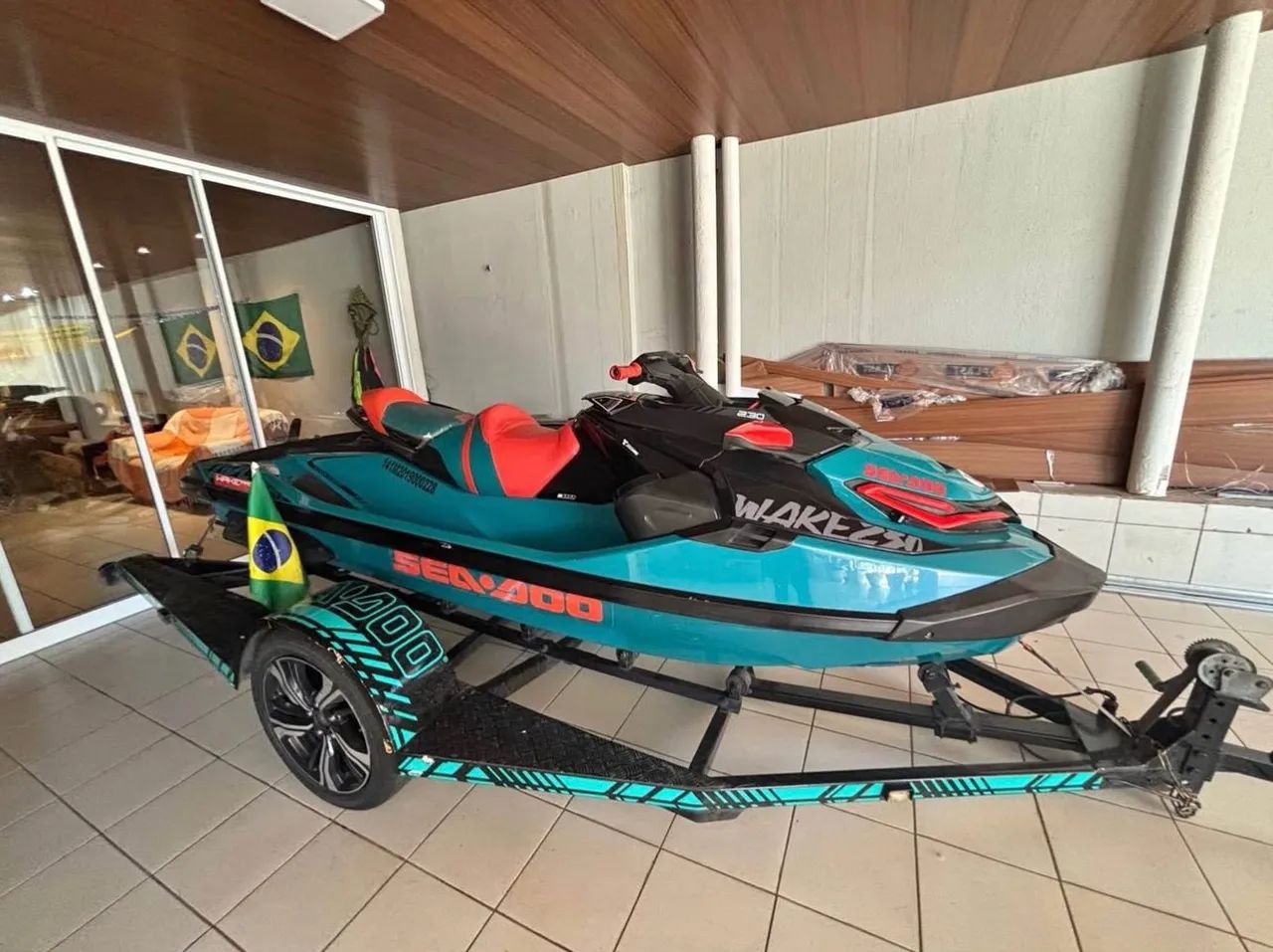 Jet Ski 9.000 de entrada 