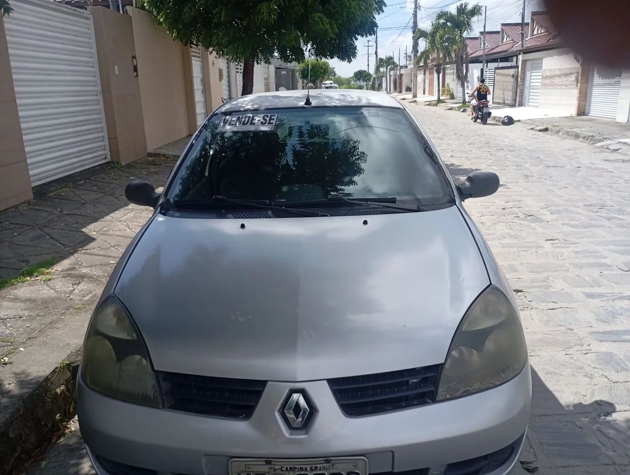 Renault Clio CLIO HI-FLEX 1.0 16V 5P 2011