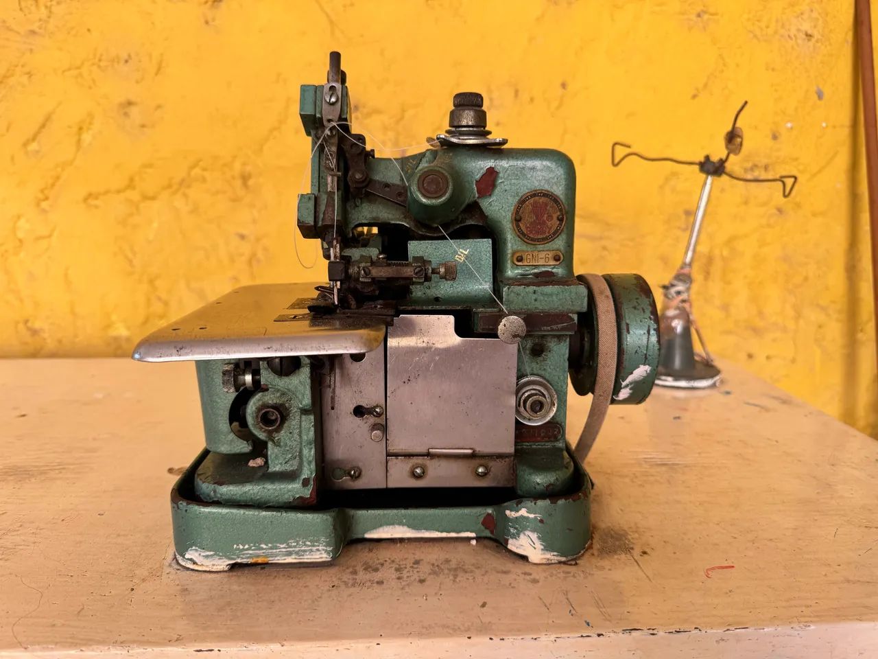 MÁQUINA OVERLOCK  - Foto 2