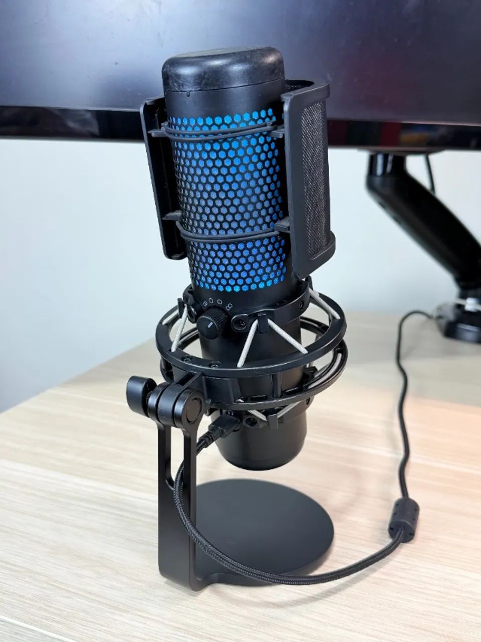 Microfone Gamer Hyperx Quadcast S + Pop Filter Funcionando Original Usado - Foto 3
