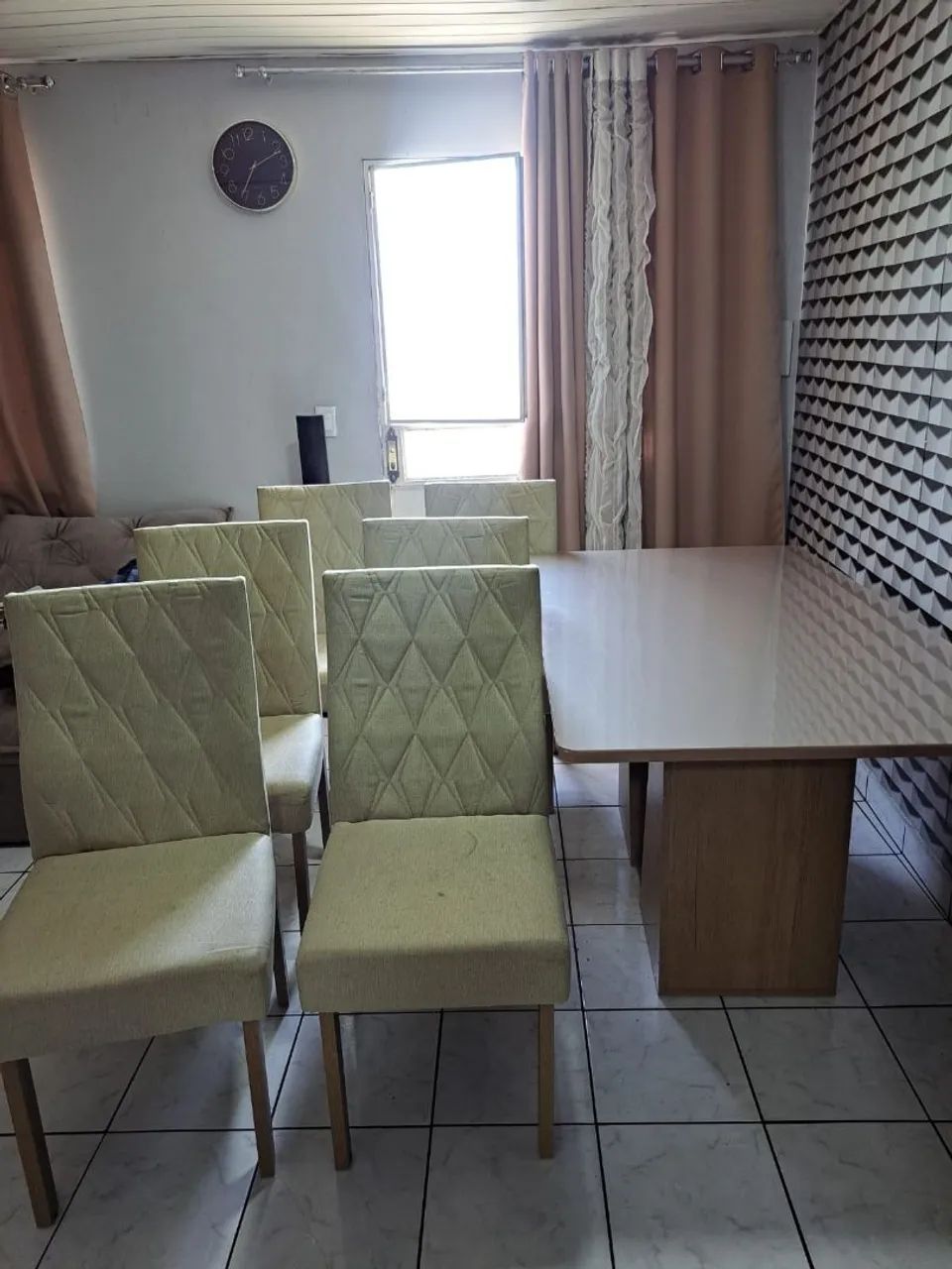 Lindo jogo de mesa de vidro com 6 cadeiras - Foto 4