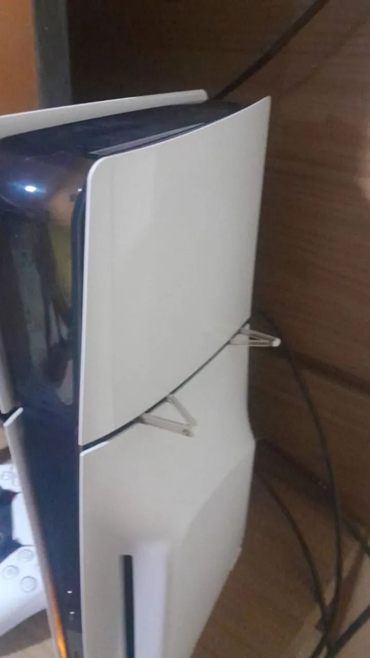 PS5 Slim Bundle (SEMI NOVO)