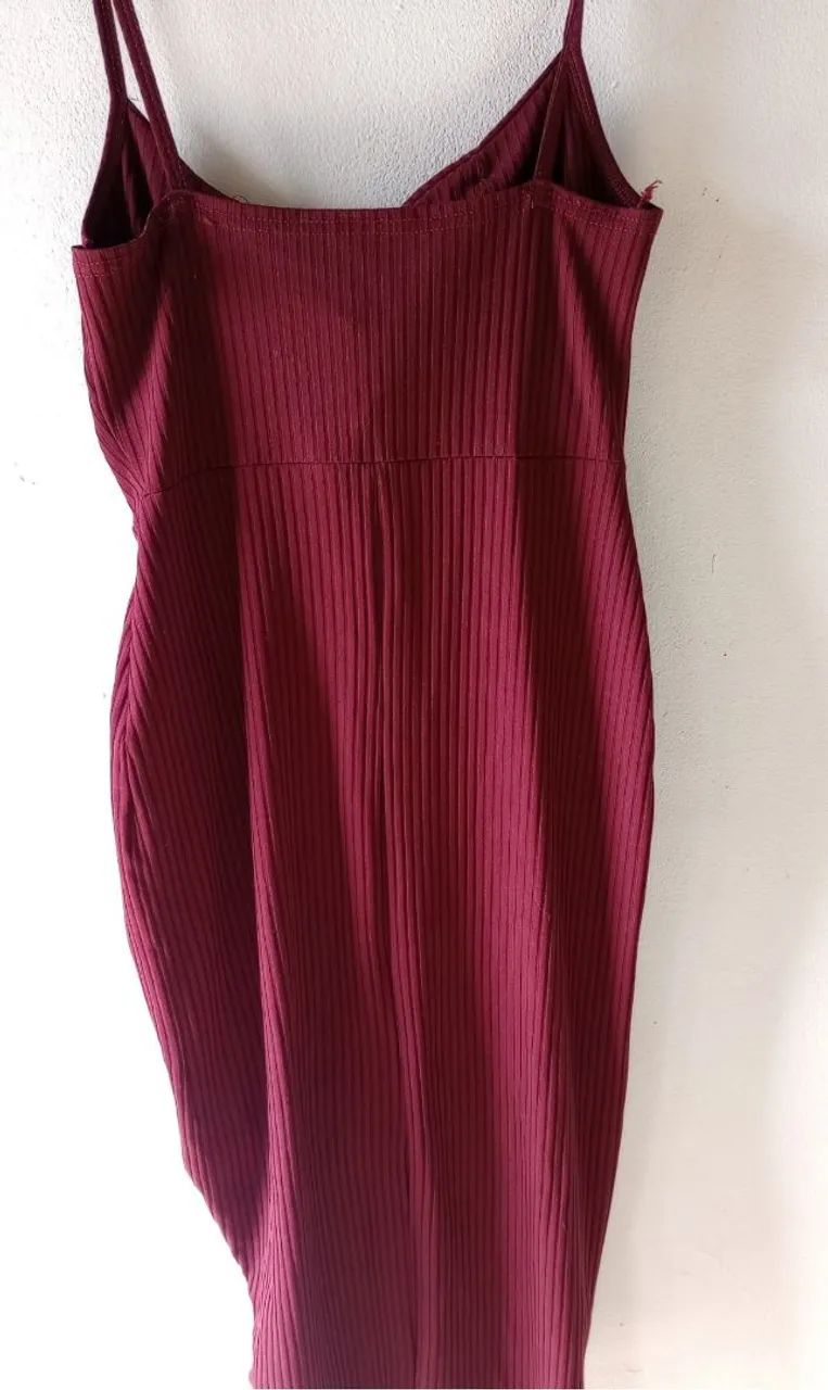 Vestido longo vinho escuro  - Foto 2