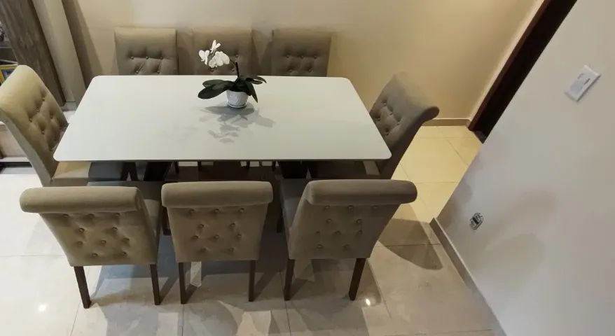 MESA DE JANTAR 8 LUGARES
