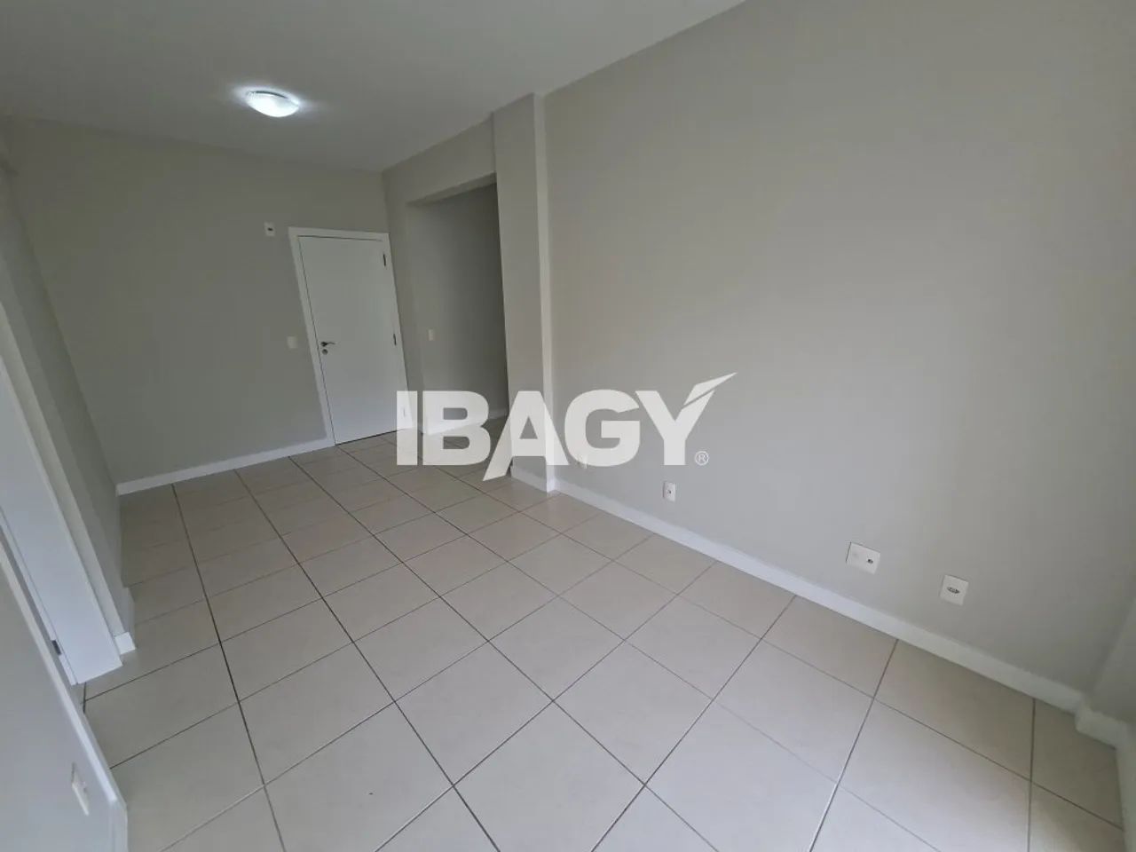 Excelente Apartamento 2 dormitório(s) em Itacorubi - Florianópolis - Foto 4