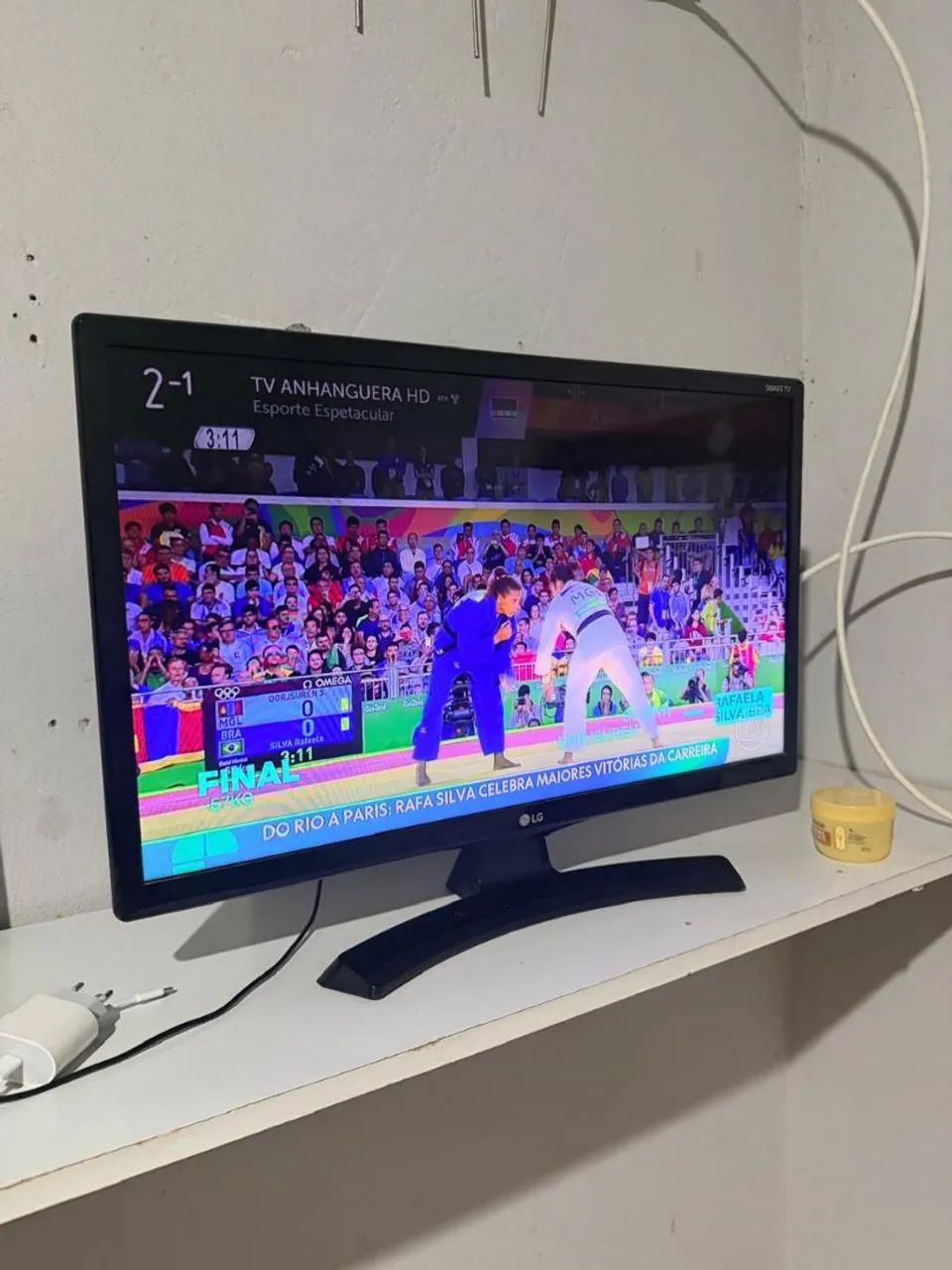 Vende-se Smart TV 24 polegadas  - Foto 3