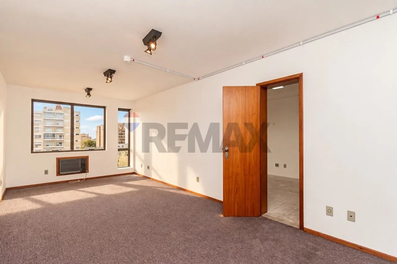 SALA COMERCIAL À VENDA 56m2  EDIFÍCIO SAINT GERMAIN | CENTRO DE PELOTAS - Foto 3