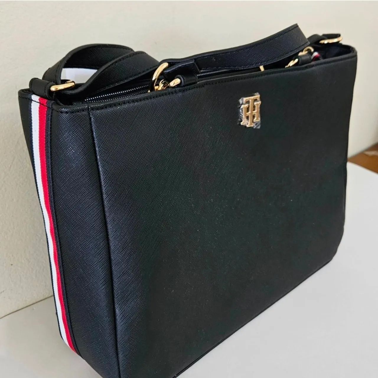 Bolsa Tommy Hilfiger original  - Foto 2