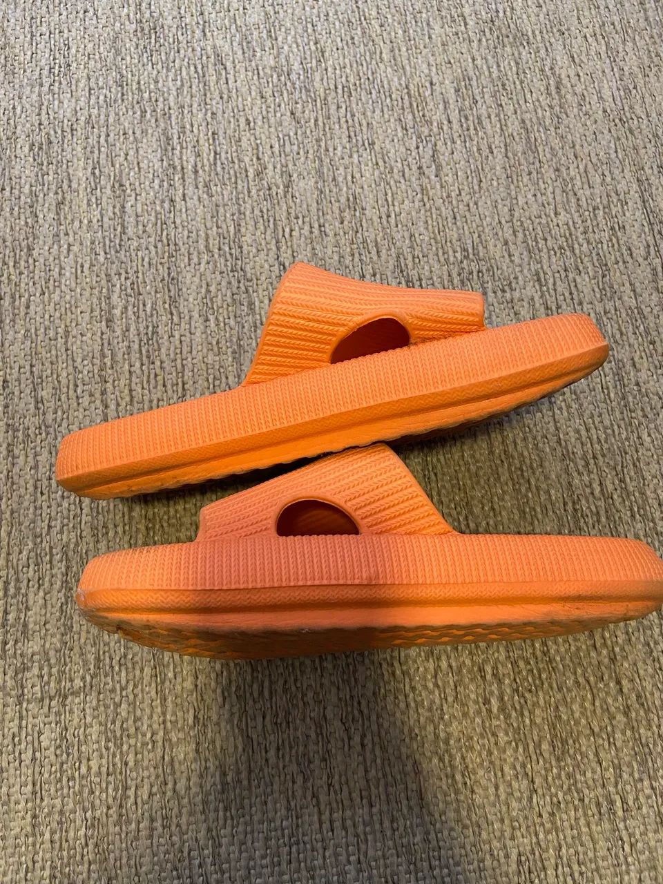 Chinelo slide nuvem anatômico laranja  - Foto 4