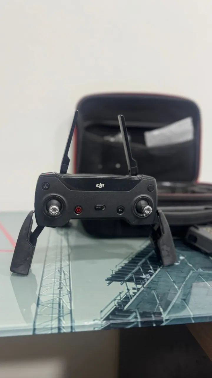 Drone Dji Spark Com Controle Carregador E Bateria - Foto 4