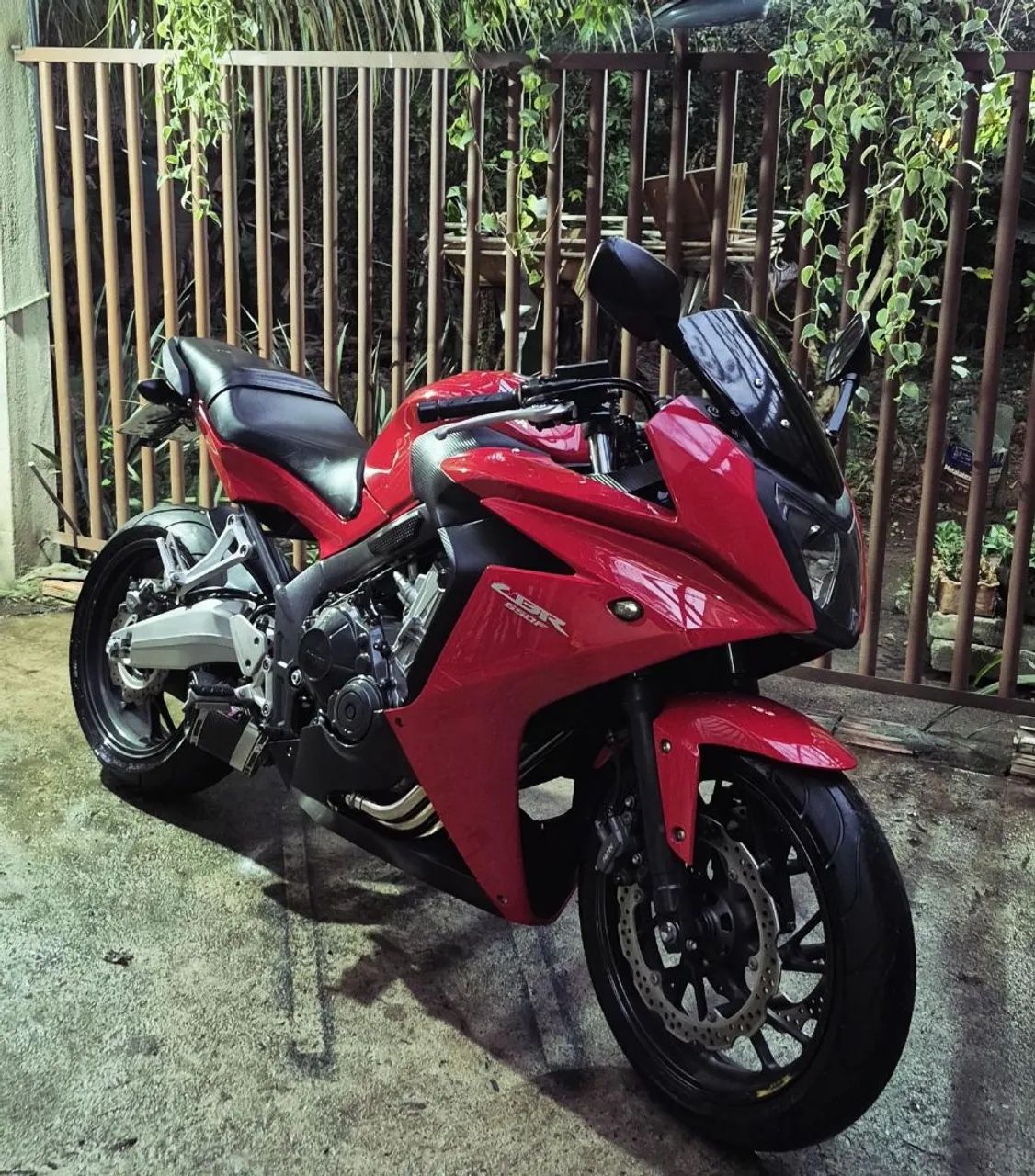 CBR650F 
