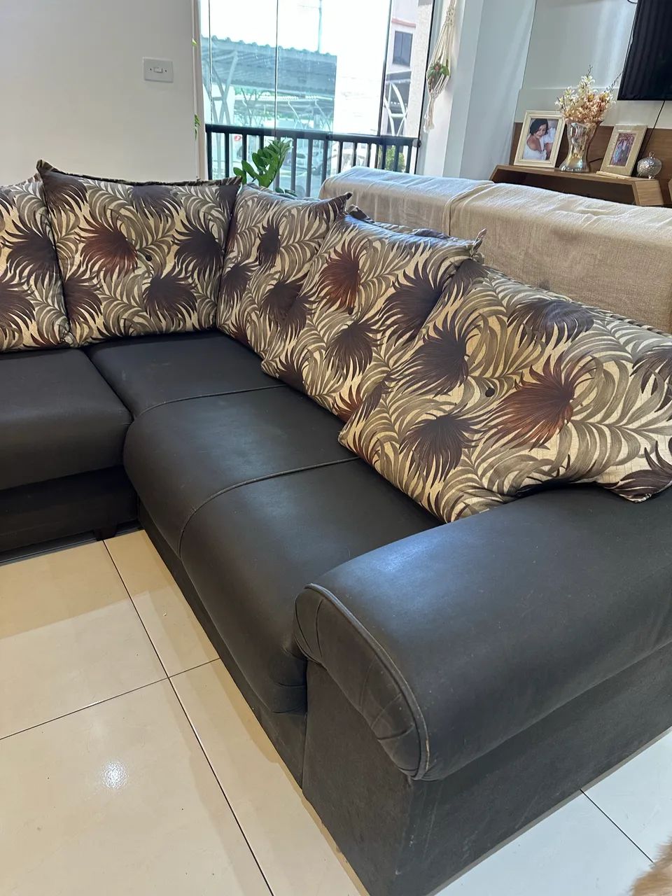 Sofá em L 2,25m x 2,10m 