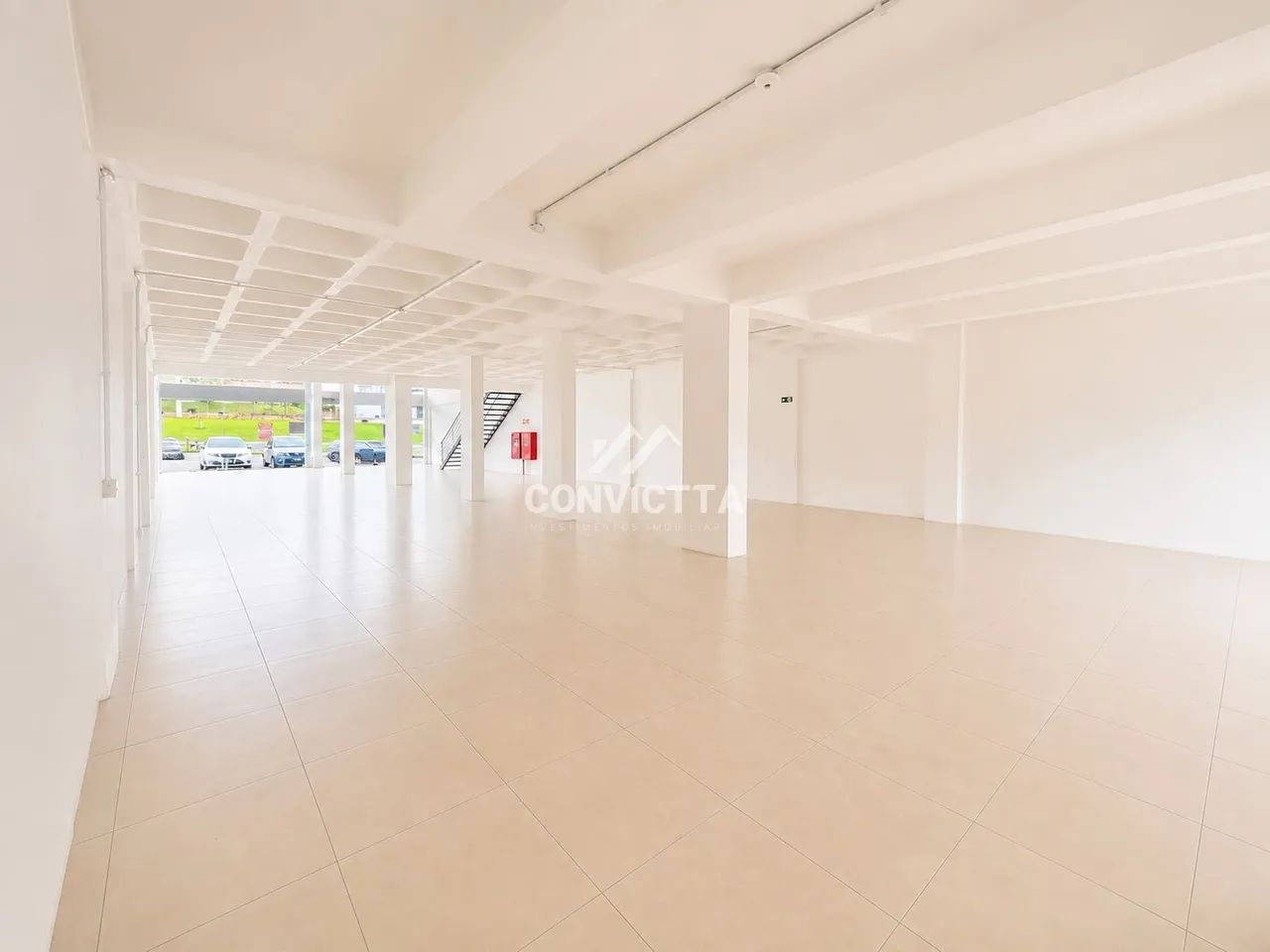 Loja Térrea com Mezanino | Desvio Rizzo | 350 m² - Foto 4