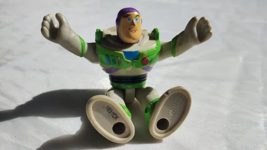 Boneco BUZZ lightyear imaginext - Foto 2
