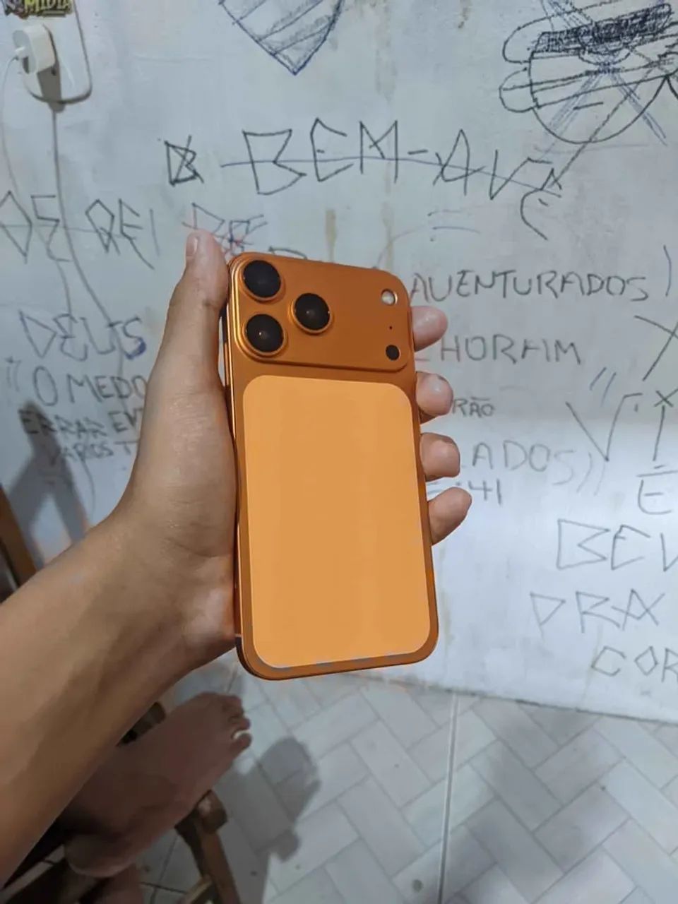 iPhone XR 128g Sabor 17 Pro
