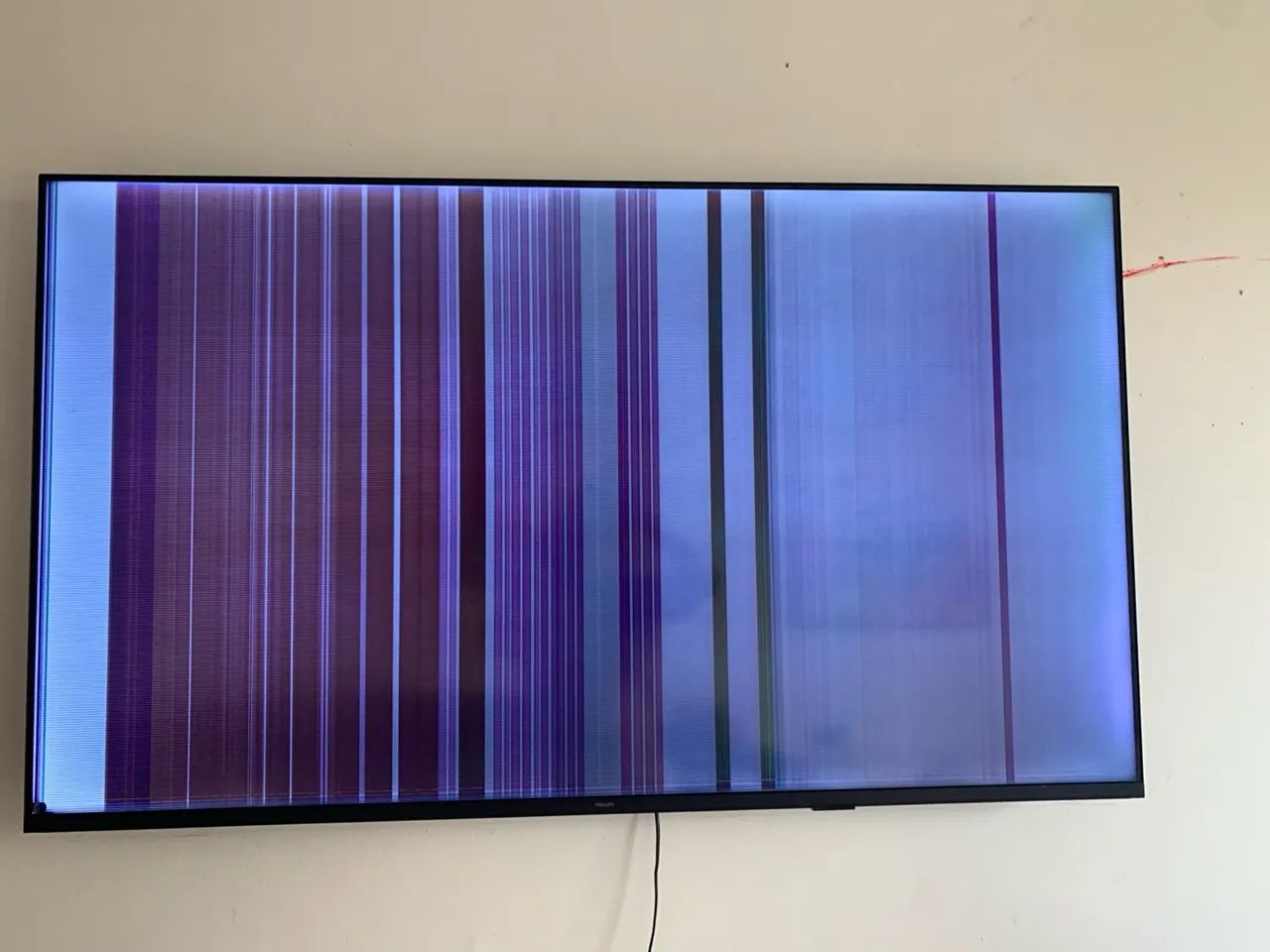 Vendo tv pra retirada de peças Philips 65 polegadas com nota fiscal  - Foto 2