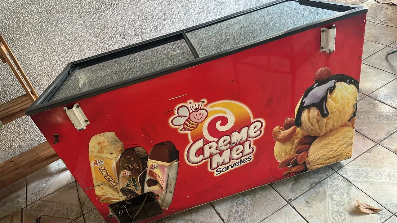 Vendo Freezer com porta de vidro  - Foto 3