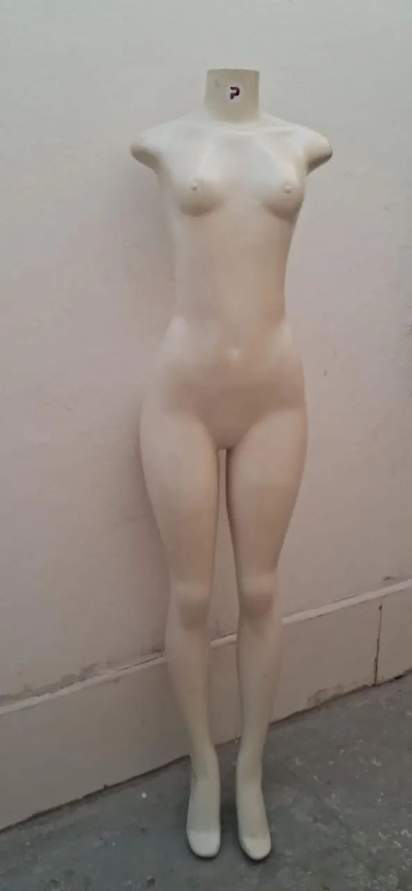 Manequins Femininos à Venda - Foto 3