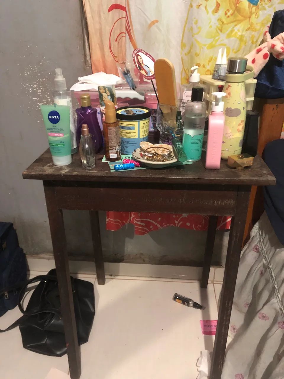 mesinhas de madeira 64985861035521121