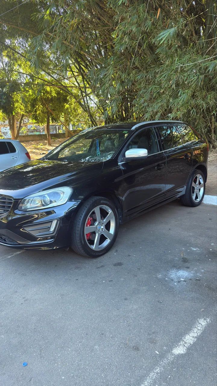 Volvo Xc XC 60 T-5 R-DESIGN 2.0 FWD 5p 2015