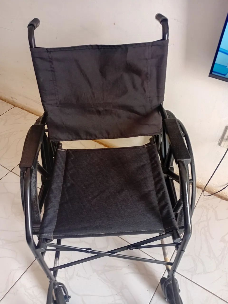 Cadeira de rodas  - Foto 2