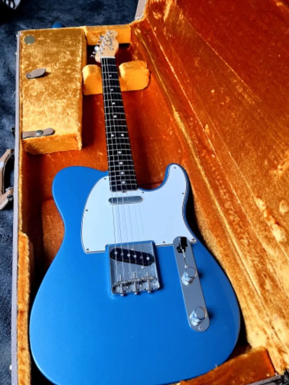 Fender Telecaster American Vintage 64 - Instrumentos musicais