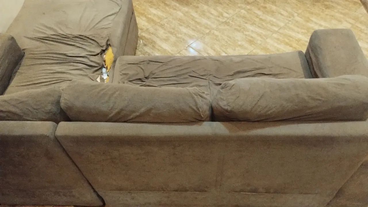 Sofá três lugares  - Foto 4
