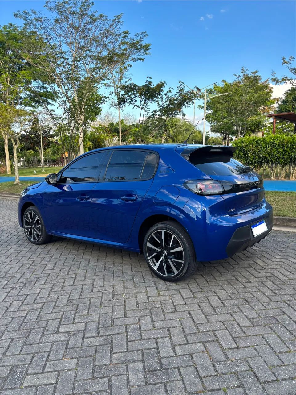 Peugeot 208 208 Style 1.0 Turbo Flex 5p Aut. 2024