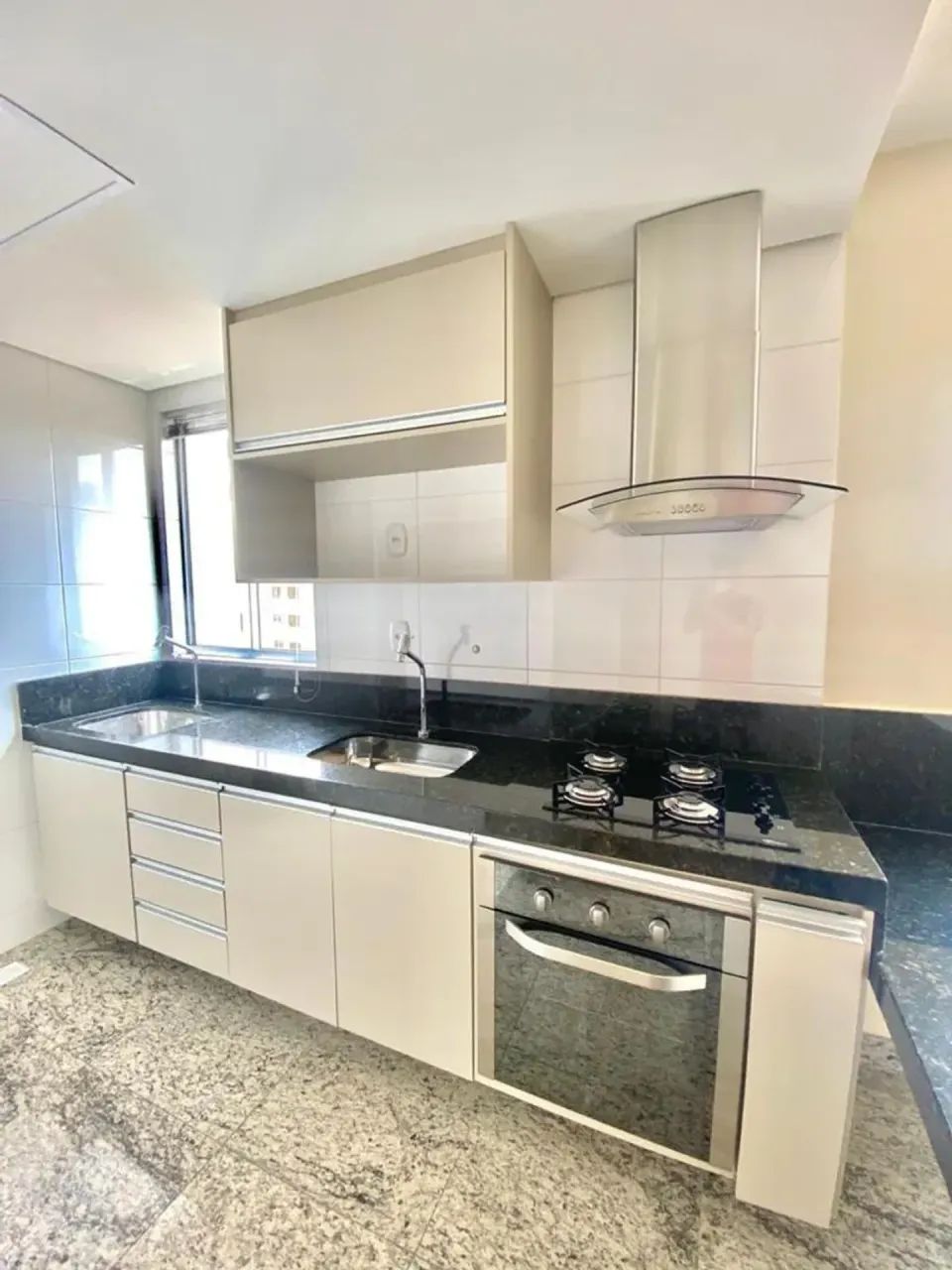 Excelente apartamento no melhor ponto do bairro! - Foto 3