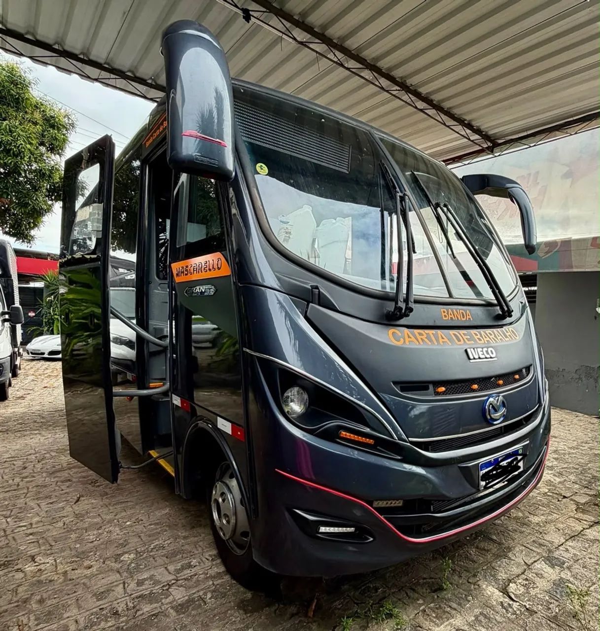 Micro ônibus Masca Granmini