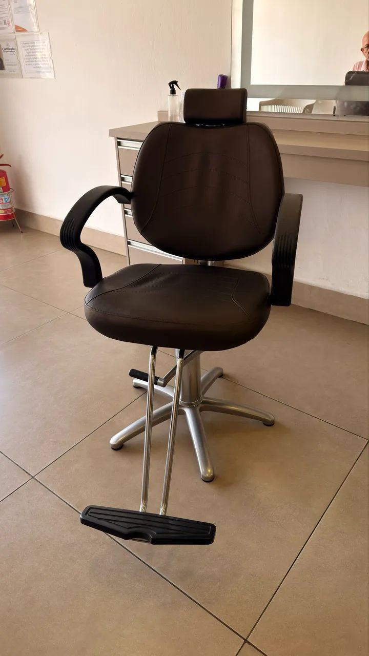 Cadeira para salão fixa 