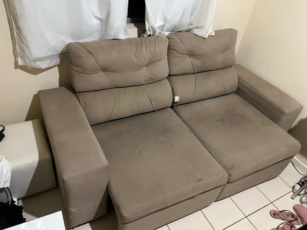 Sofá retrátil 2 lugares 