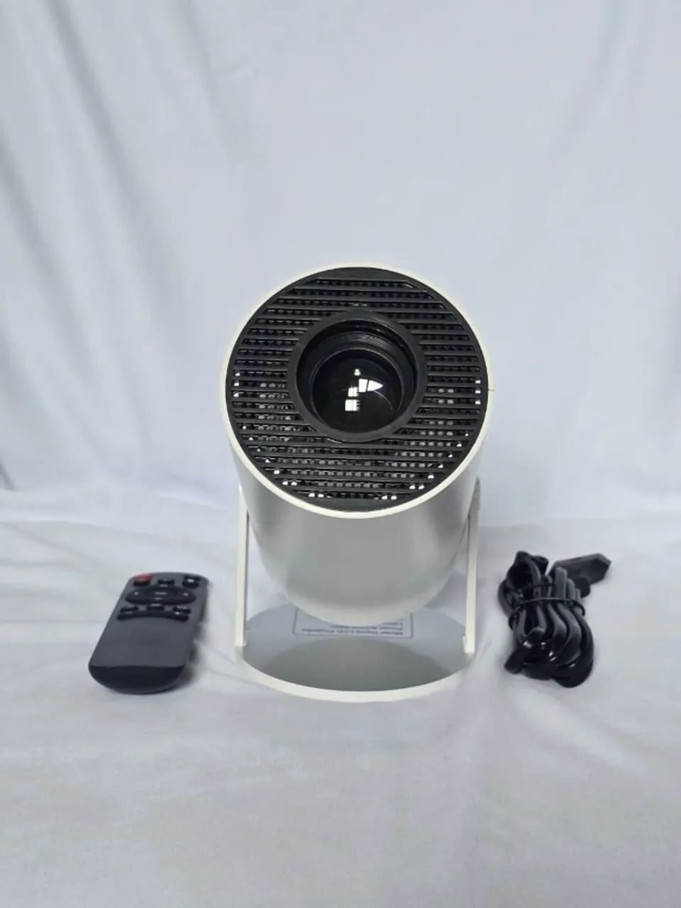 Projetor 4K HD 150 Polegadas - Wifi e Bluetooth HY300 - Foto 2