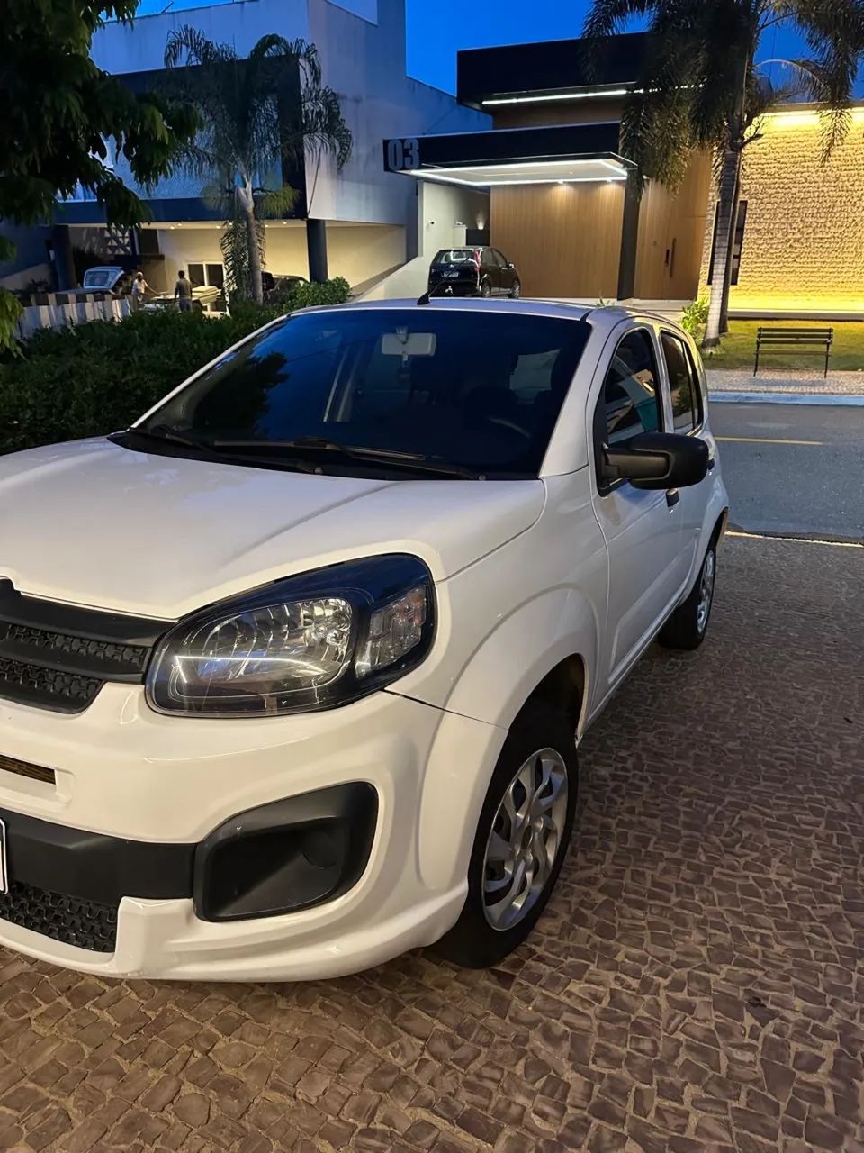 Fiat Uno Attractive 1.0 EVO Fire Flex 8V 5P 2021 - Foto 5